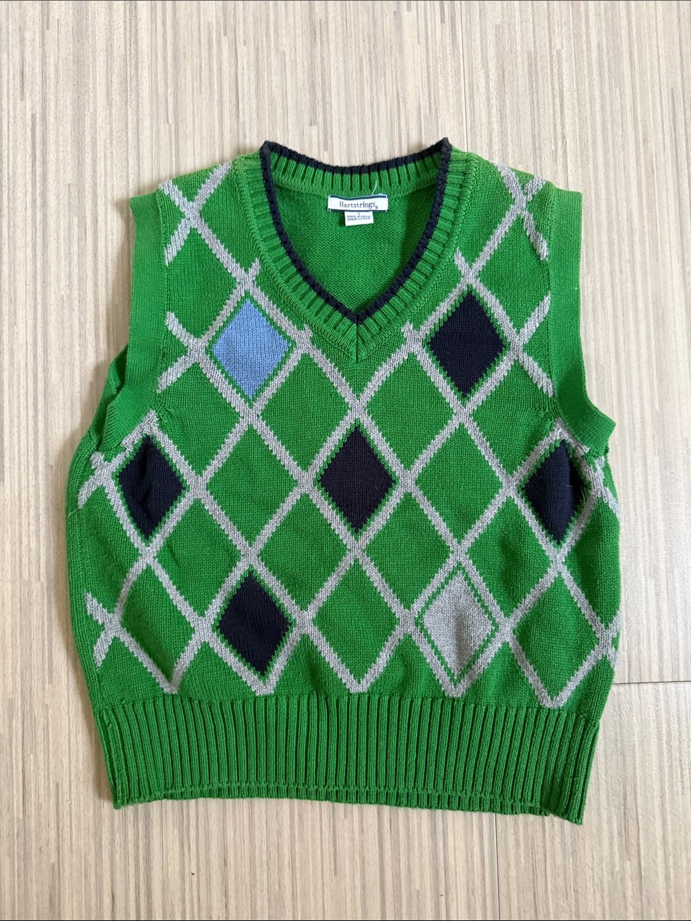 Like new Hartstrings size 7 argyle sweater vest